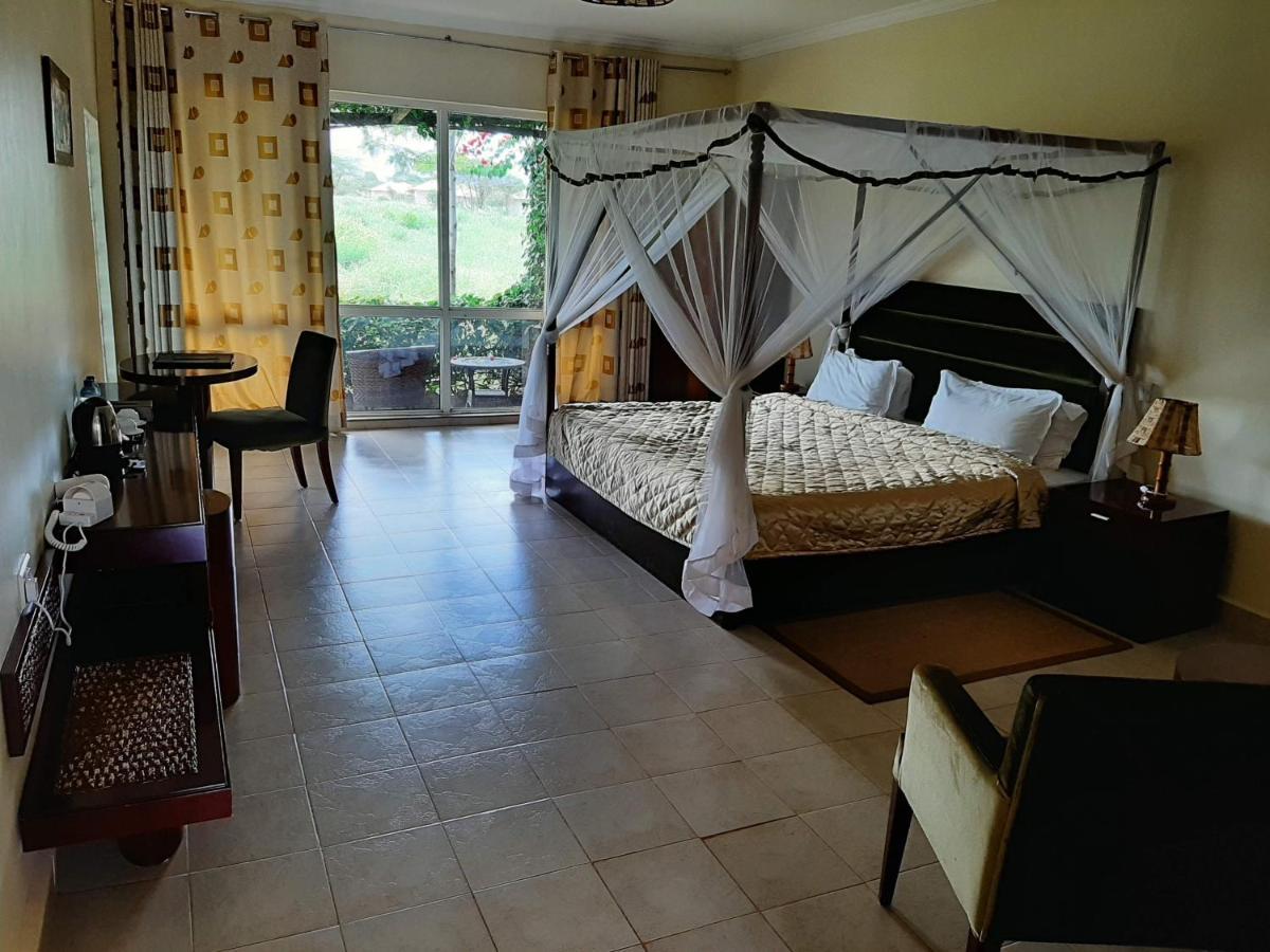 AA Lodge Amboseli Buitenkant foto
