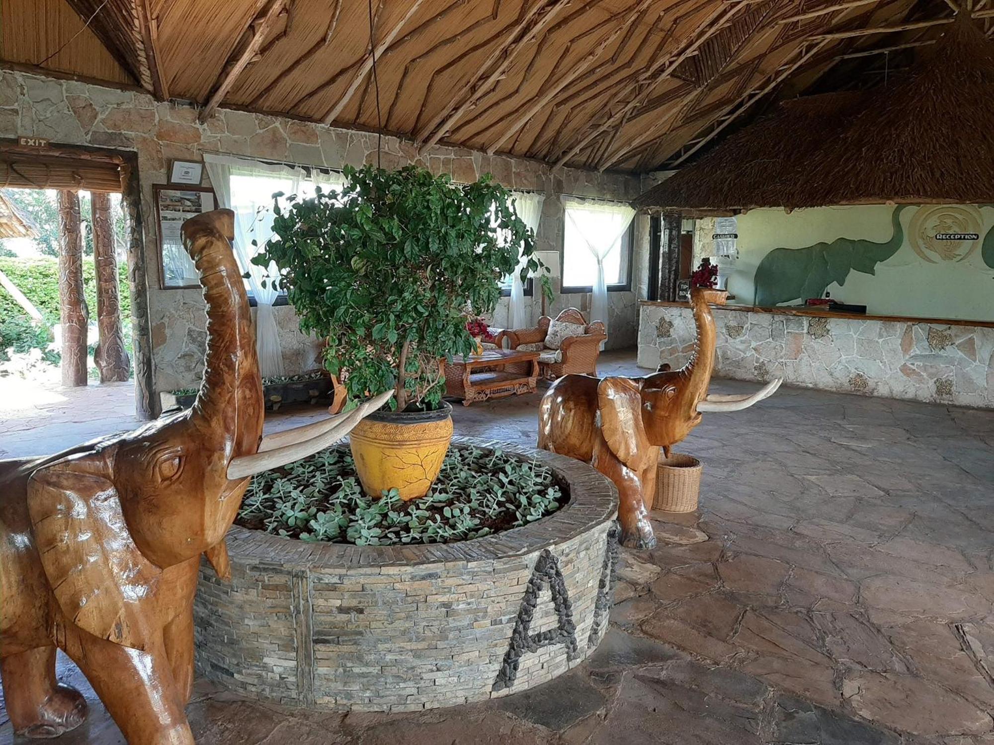 AA Lodge Amboseli Buitenkant foto