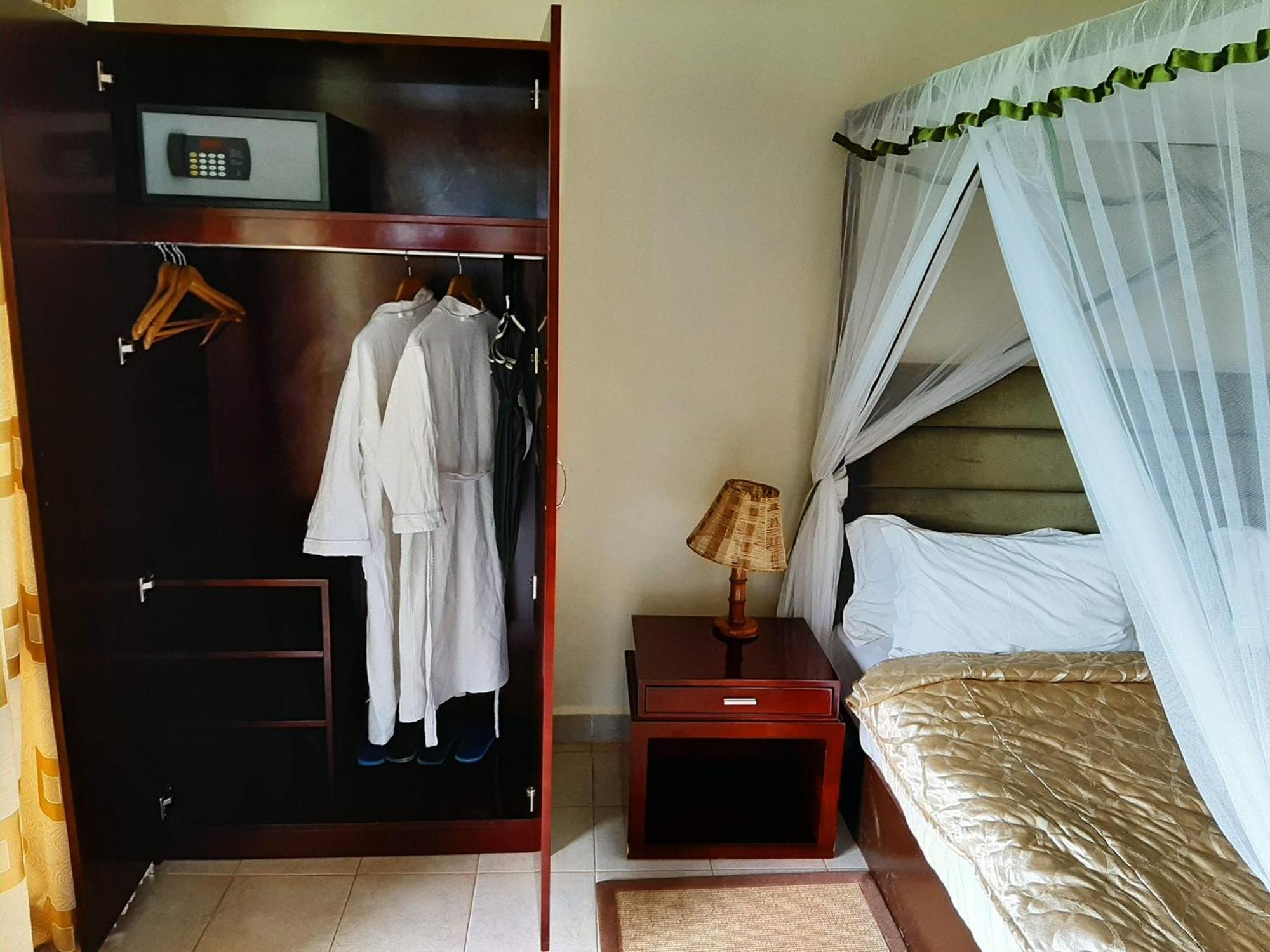AA Lodge Amboseli Buitenkant foto