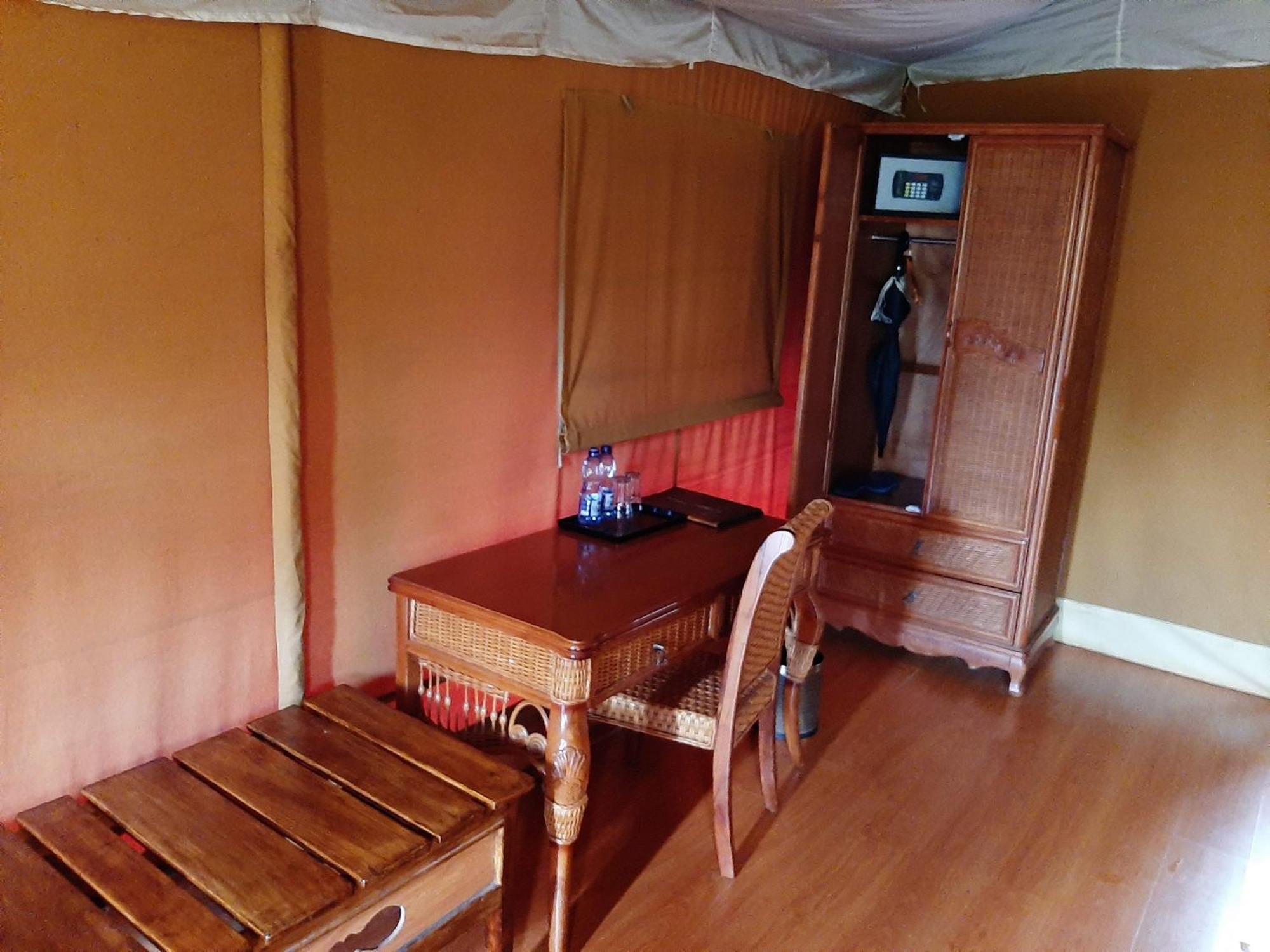 AA Lodge Amboseli Buitenkant foto