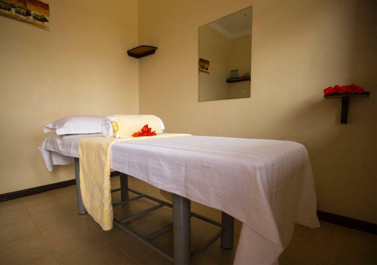 AA Lodge Amboseli Buitenkant foto